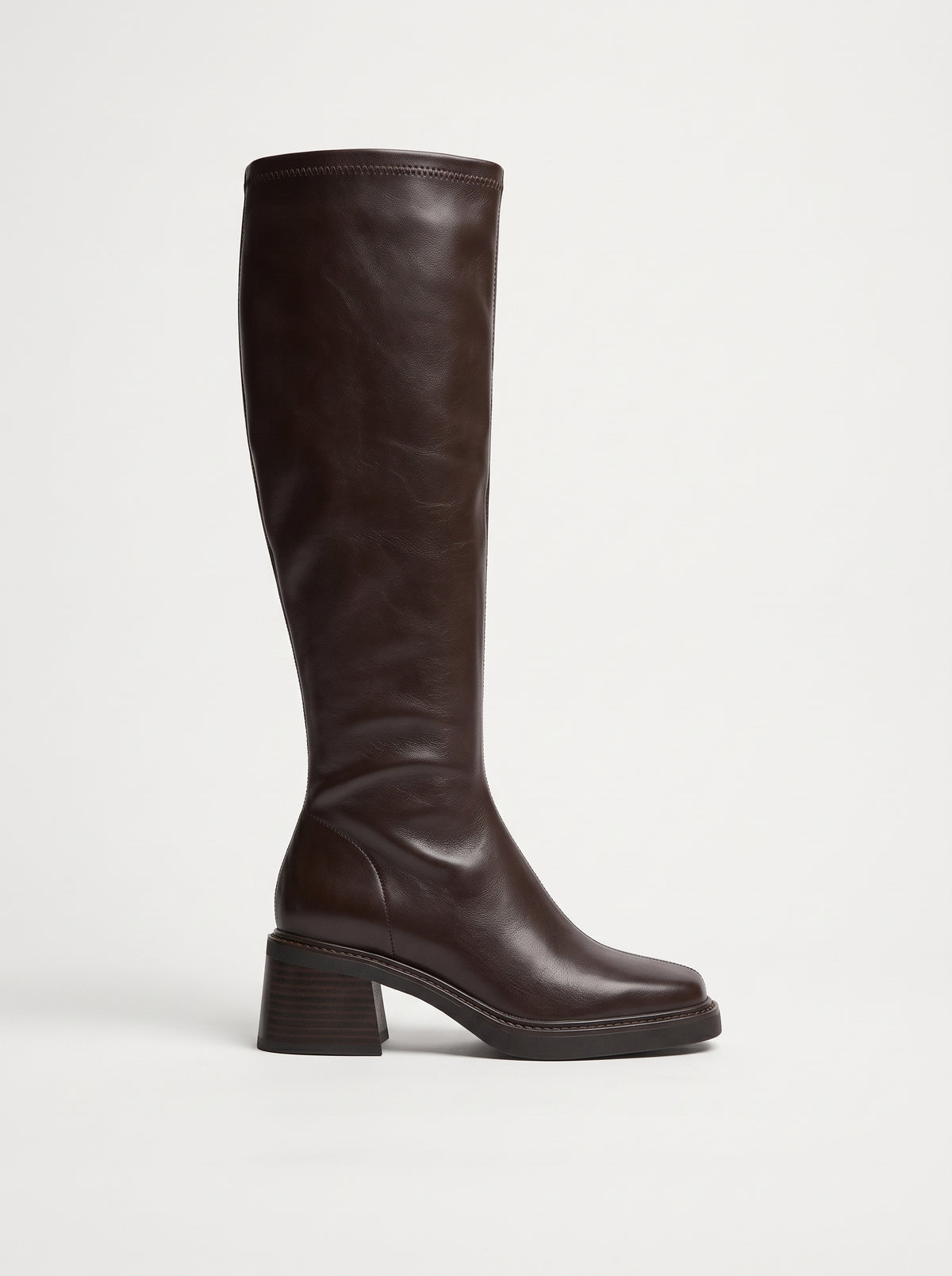 Marina | Botas altas de cuero de punta fina y tacón bajo
