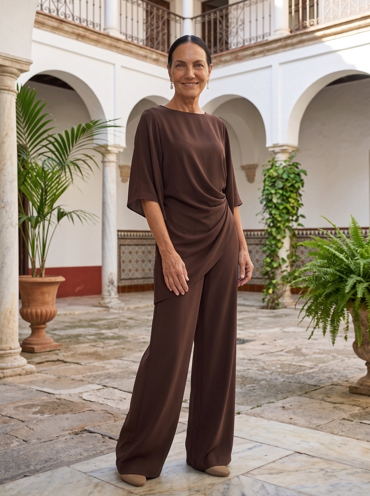 Matilde | Conjunto de dos piezas con blusa de manga capa y pantalón ancho